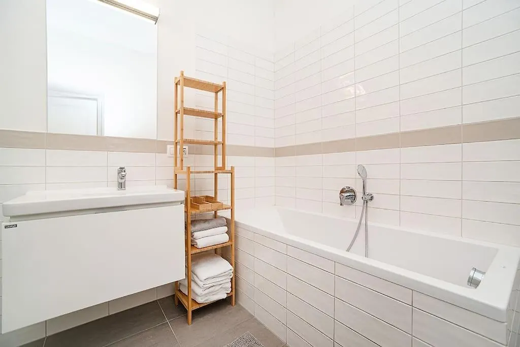 Bright And Designed Apartment In The Center Prague Czech Republic